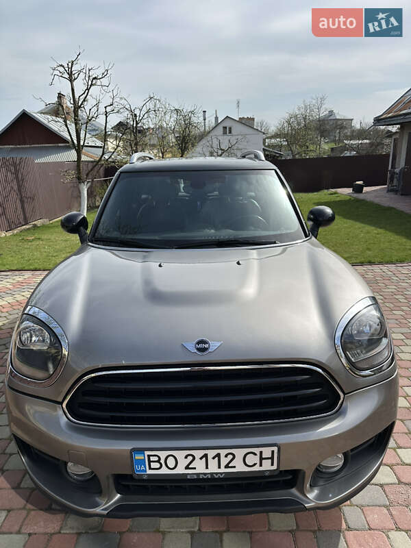 Хэтчбек MINI Countryman 2017 в Тернополе