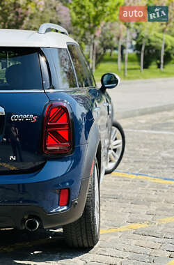 Хетчбек MINI Countryman 2017 в 