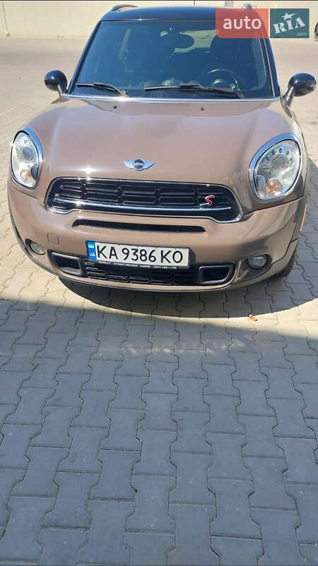 Хэтчбек MINI Countryman 2014 в Киеве