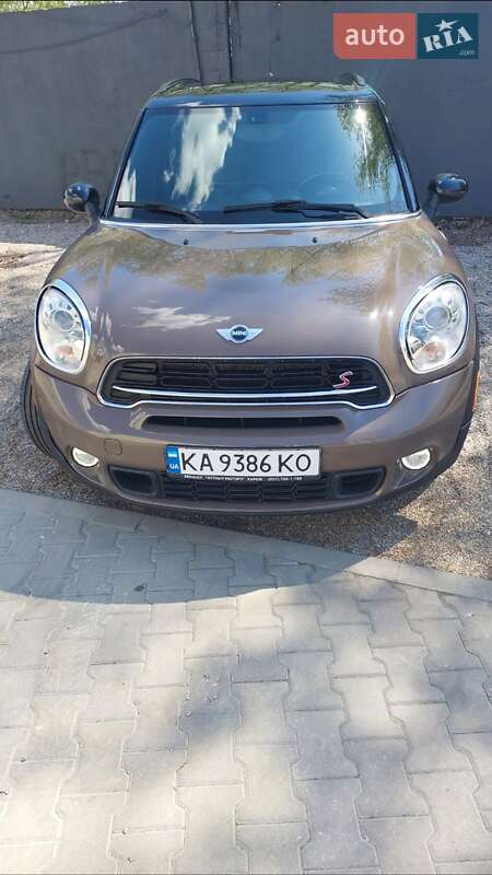 Хэтчбек MINI Countryman 2014 в Киеве
