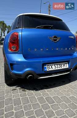 Хэтчбек MINI Countryman 2011 в 