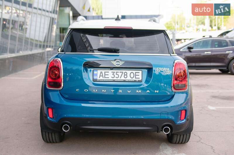 Хэтчбек MINI Countryman 2019 в Киеве