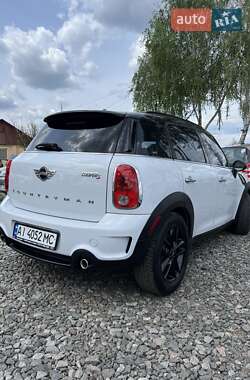 Позашляховик / Кросовер MINI Countryman 2015 в 