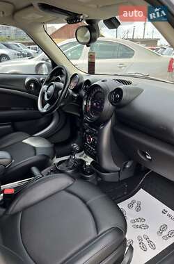 Позашляховик / Кросовер MINI Countryman 2015 в 