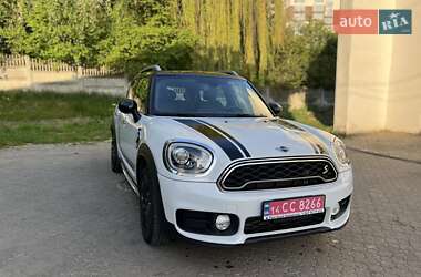 Хетчбек MINI Countryman 2017 в Чернівцях