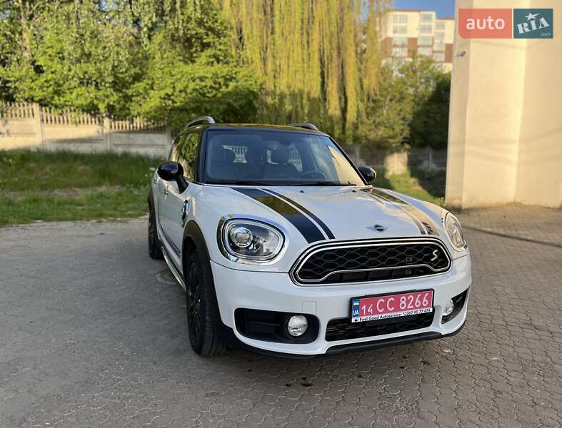 Хэтчбек MINI Countryman 2017 в 