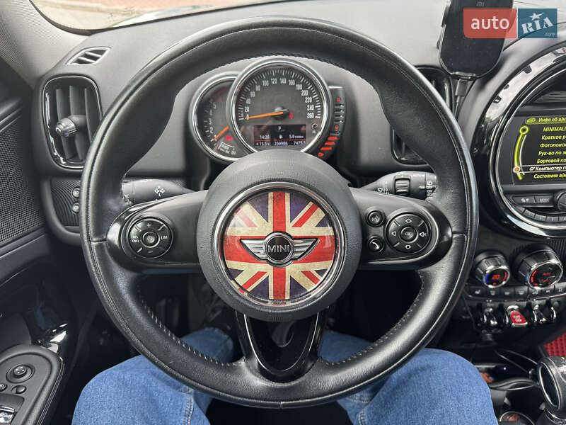 Хэтчбек MINI Countryman 2017 в Киеве