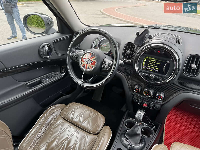 Хэтчбек MINI Countryman 2017 в Киеве