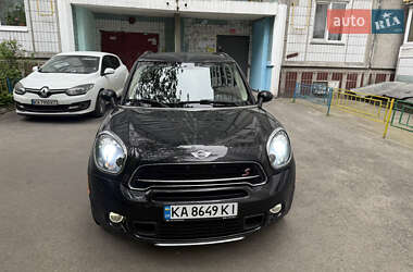 Внедорожник / Кроссовер MINI Countryman 2015 в Киеве