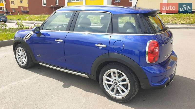 Хэтчбек MINI Countryman 2015 в Харькове