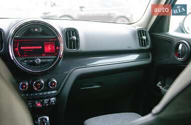 Хетчбек MINI Countryman 2019 в 