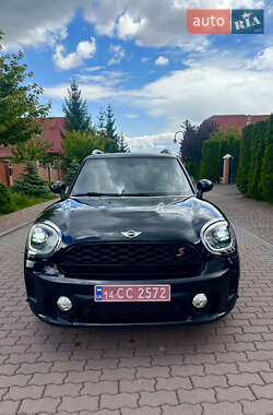 Хетчбек MINI Countryman 2017 в 