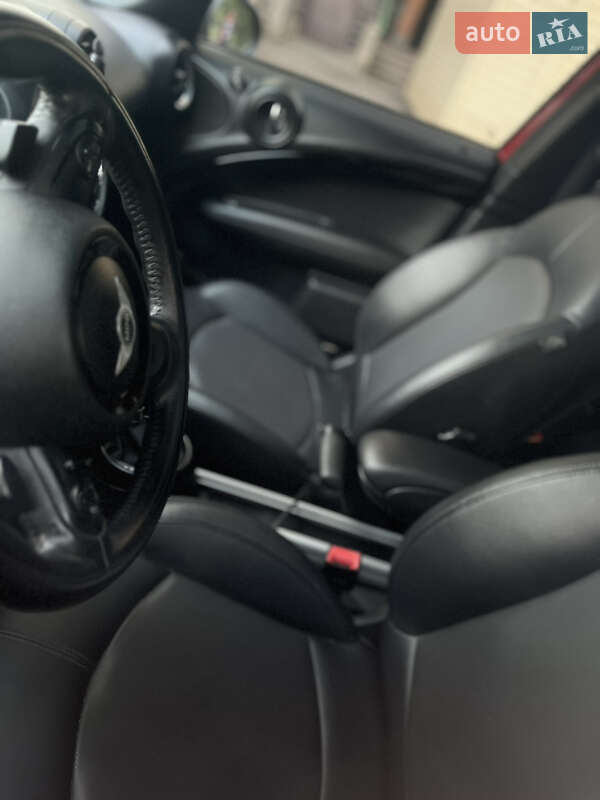 Внедорожник / Кроссовер MINI Countryman 2014 в Киеве