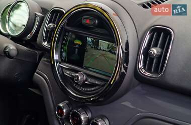 Хэтчбек MINI Countryman 2017 в 