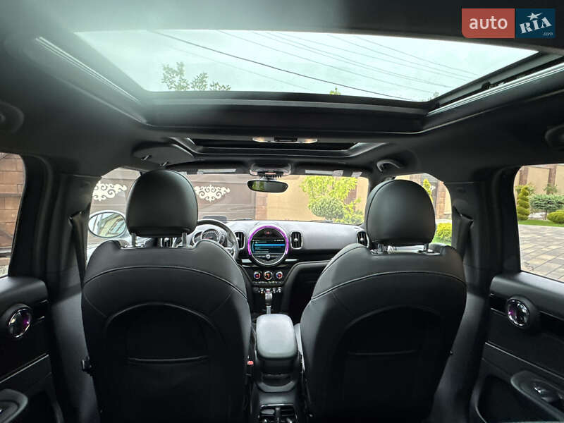 Хэтчбек MINI Countryman 2019 в Черновцах