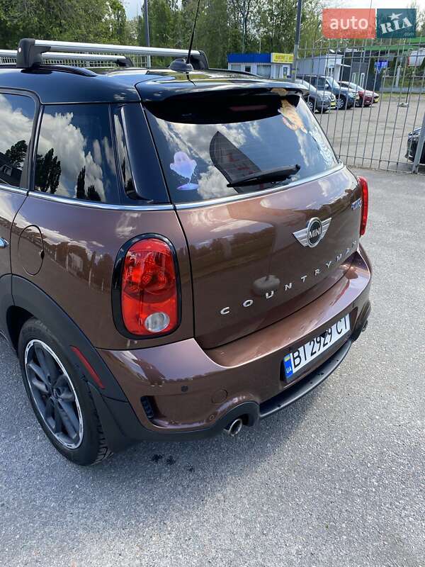 Внедорожник / Кроссовер MINI Countryman 2015 в Кременчуге
