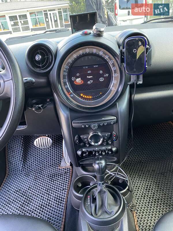 Внедорожник / Кроссовер MINI Countryman 2015 в Кременчуге
