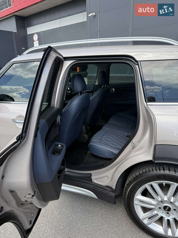 Внедорожник / Кроссовер MINI Countryman 2023 в Киеве
