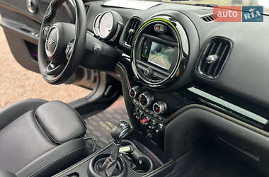 Хэтчбек MINI Countryman 2018 в 