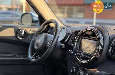 Хэтчбек MINI Countryman 2019 в 