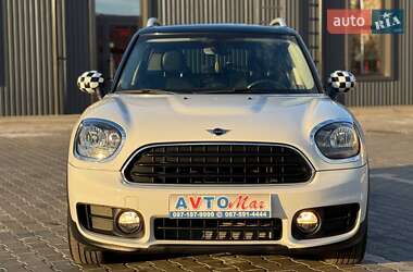 Хэтчбек MINI Countryman 2019 в 