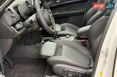 Внедорожник / Кроссовер MINI Countryman 2023 в 