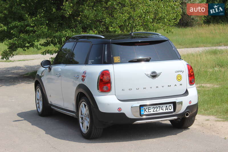 Внедорожник / Кроссовер MINI Countryman 2015 в Днепре