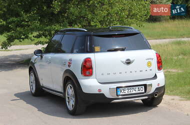 Внедорожник / Кроссовер MINI Countryman 2015 в 