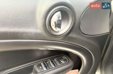 Хэтчбек MINI Countryman 2013 в 