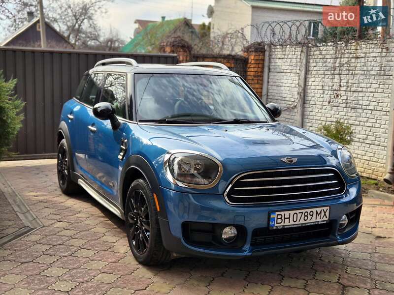 Хэтчбек MINI Countryman 2017 в 