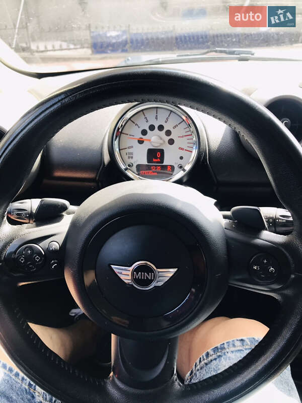 Хэтчбек MINI Countryman 2012 в Киеве