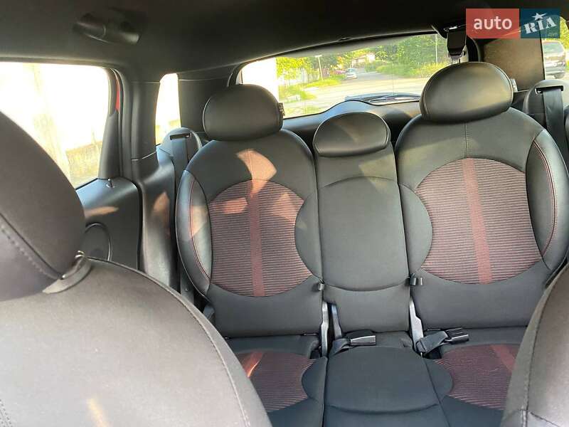 Хэтчбек MINI Countryman 2012 в Львове