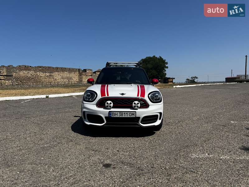 Хэтчбек MINI Countryman 2018 в 