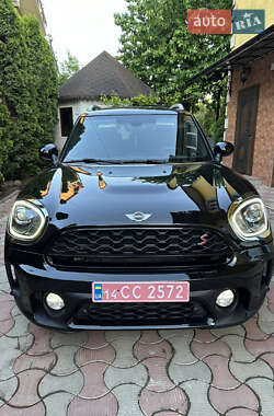 Хэтчбек MINI Countryman 2017 в 
