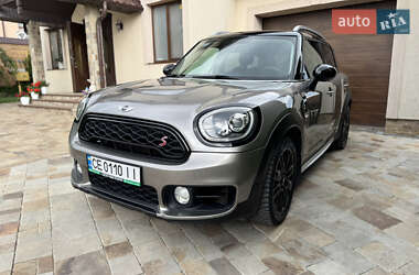 Хэтчбек MINI Countryman 2017 в Черновцах