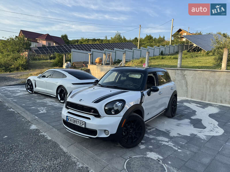 Внедорожник / Кроссовер MINI Countryman 2015 в Киеве