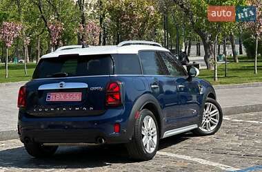 Хэтчбек MINI Countryman 2017 в 