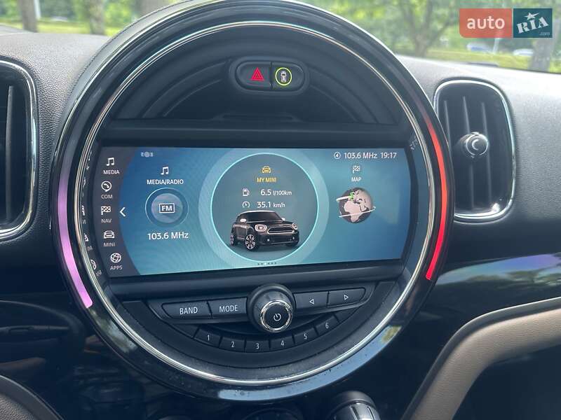 Хэтчбек MINI Countryman 2019 в Киеве фото 47 Хэтчбек MINI Countryman 2019 в Киеве