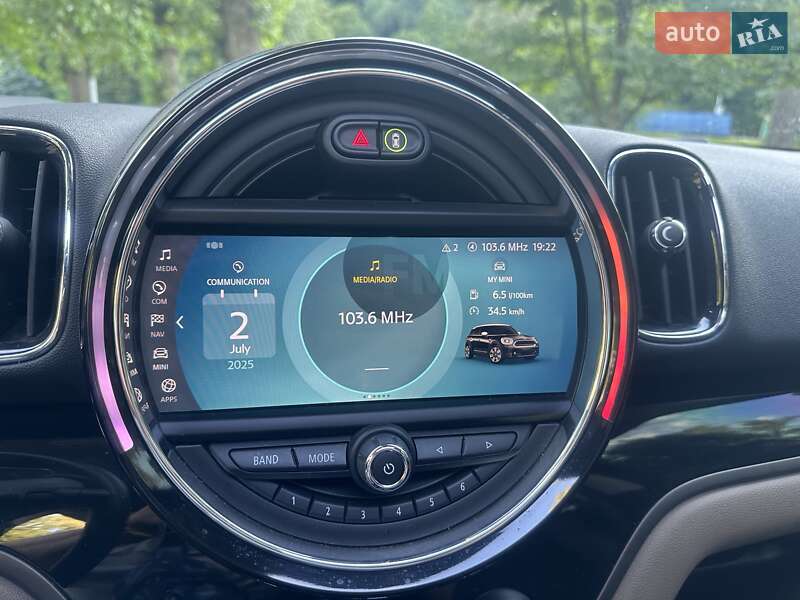 Хэтчбек MINI Countryman 2019 в Киеве фото 61 Хэтчбек MINI Countryman 2019 в Киеве