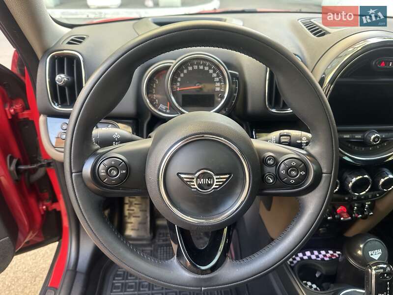 Хэтчбек MINI Countryman 2019 в Киеве фото 86 Хэтчбек MINI Countryman 2019 в Киеве