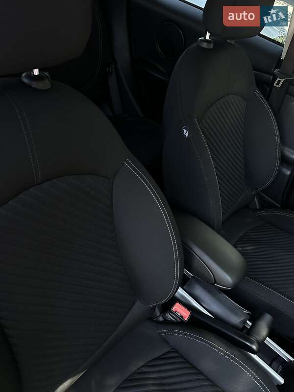 Внедорожник / Кроссовер MINI Countryman 2016 в Виннице фото 10 Внедорожник / Кроссовер MINI Countryman 2016 в Виннице