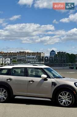Внедорожник / Кроссовер MINI Countryman 2023 в 