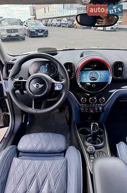Внедорожник / Кроссовер MINI Countryman 2023 в 