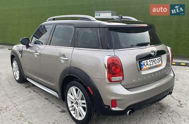 Хэтчбек MINI Countryman 2017 в Киеве