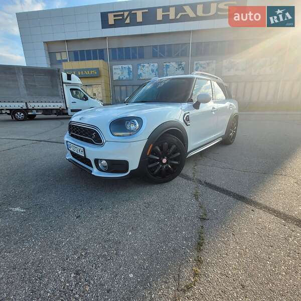 Хетчбек MINI Countryman 2019 в 
