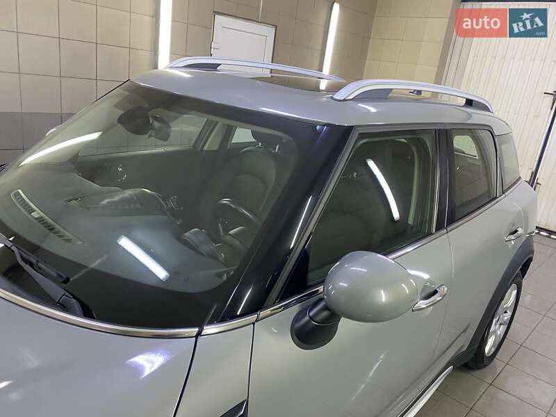 Хэтчбек MINI Countryman 2019 в Умани фото 5 Хэтчбек MINI Countryman 2019 в Умани