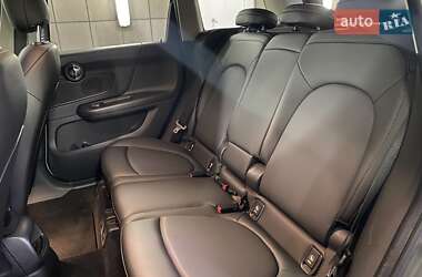 Хэтчбек MINI Countryman 2019 в 