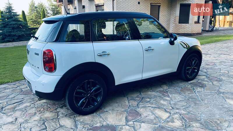 Внедорожник / Кроссовер MINI Countryman 2014 в Киеве