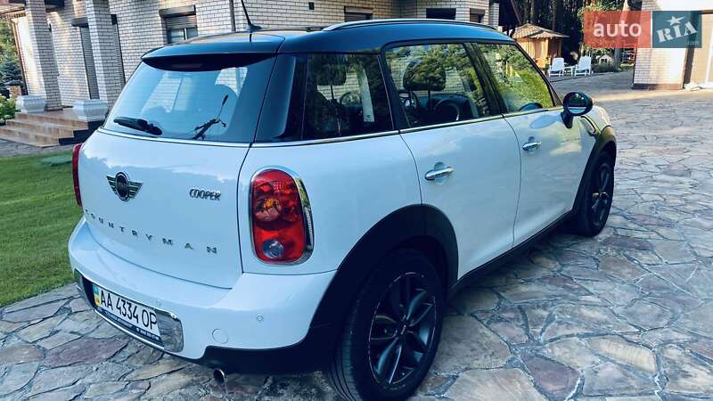 Внедорожник / Кроссовер MINI Countryman 2014 в Киеве