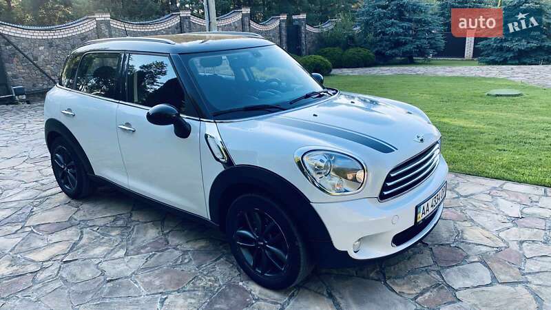 Внедорожник / Кроссовер MINI Countryman 2014 в Киеве